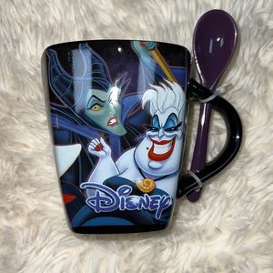 🌟SALE🌟 
Disney Female Villains Mug